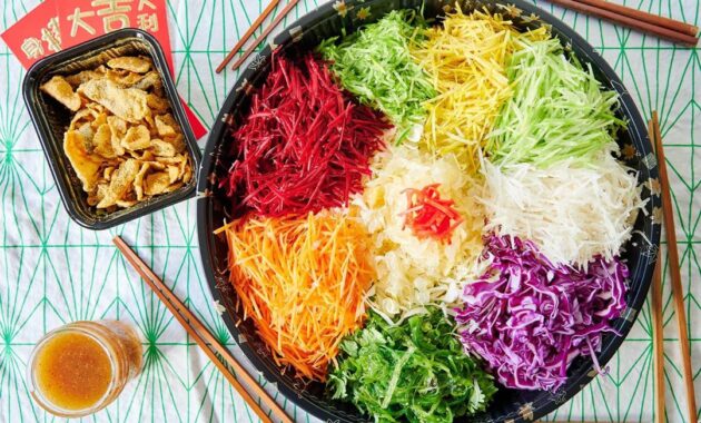 top 10+ makanan khas yang wajib ada saat imlek, kamu sudah tau?