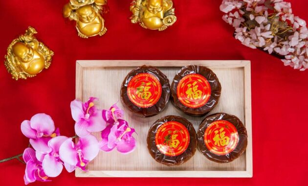Top 10+ Makanan Khas Yang Wajib Ada Saat Imlek, Kamu Sudah Tau?