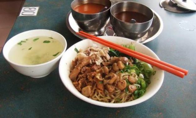top 10+ mie ayam enak di surabaya yang bisa bikin lupa daratan