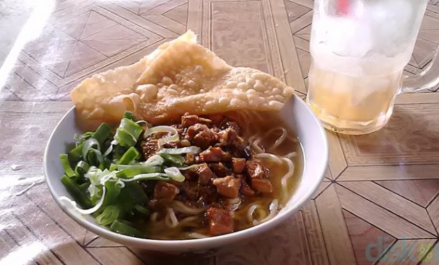 top 10+ mie ayam enak di surabaya yang bisa bikin lupa daratan