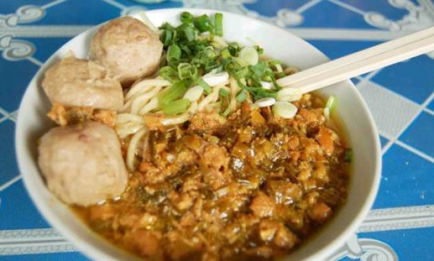 top 10+ mie ayam enak di surabaya yang bisa bikin lupa daratan