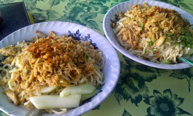 top 10+ mie ayam enak di surabaya yang bisa bikin lupa daratan
