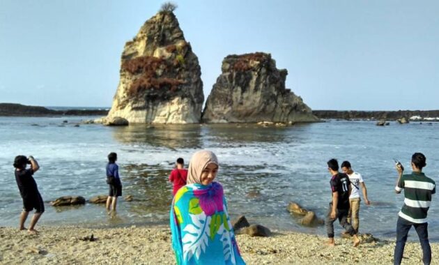 top 10+ pantai paling bagus di banten, adakah yang masih sepi belum terjamah dan bisa snorkeling?