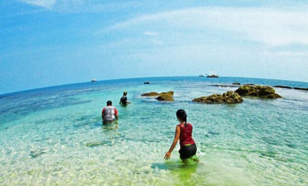 top 10+ pantai paling bagus di banten, adakah yang masih sepi belum terjamah dan bisa snorkeling?