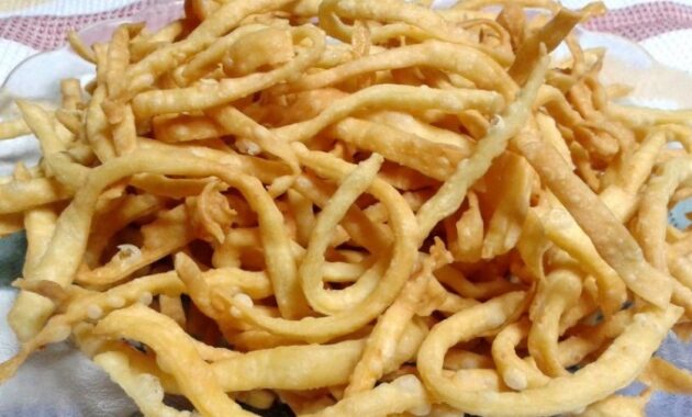 top 10+ referensi kue dan jajanan khas daerah banyuwangi yang lezat, manakah yang ingin kalian coba?