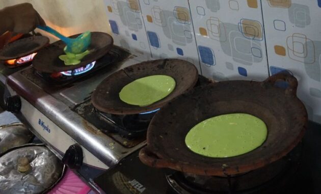 top 10+ referensi kue dan jajanan khas daerah banyuwangi yang lezat, manakah yang ingin kalian coba?