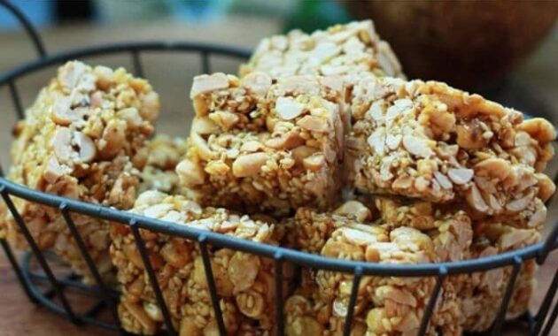top 10+ referensi kue khas di daerah jawa timur, wisata kuliner yang unik dan lezat