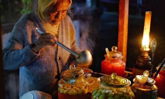 top 10+ referensi minuman khas daerah yang terkenal menyegarkan, nikmati kelezatan disetiap tegukan!
