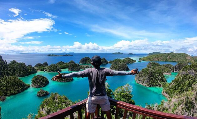 top 10+ referensi pantai terindah di negara indonesia, ada yang masuk jajaran dunia lho!