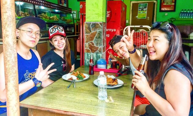 Top 10+ Rekomendasi Daftar Tempat Makan Enak di Kuta Bali dan Adakah Restoran Yang Halal?
