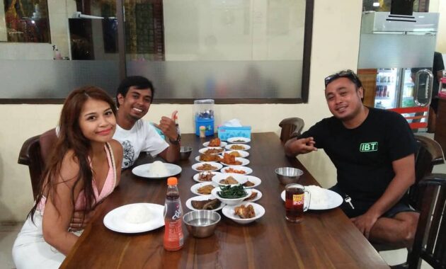 top 10+ rekomendasi daftar tempat makan enak di kuta bali dan adakah restoran yang halal?