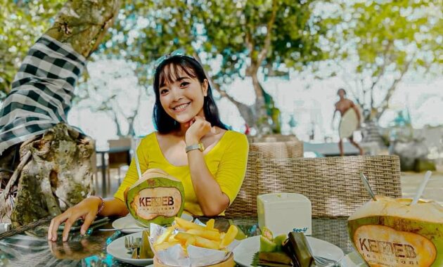 top 10+ rekomendasi daftar tempat makan enak di kuta bali dan adakah restoran yang halal?