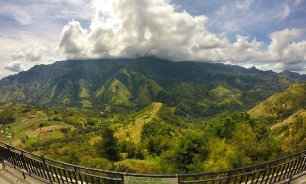 top 10+ rekomendasi gunung di daerah sulawesi yang punya medan cukup menantang untuk para pecinta alam coba