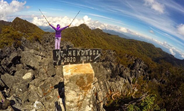 top 10+ rekomendasi gunung di daerah sulawesi yang punya medan cukup menantang untuk para pecinta alam coba