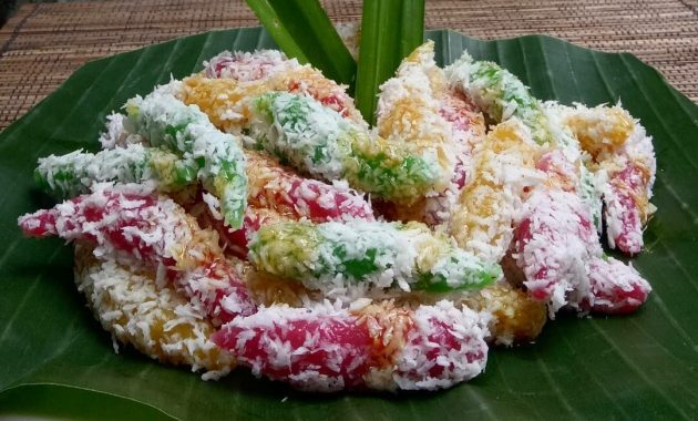 top 10+ rekomendasi jajanan dan kue khas negara indonesia, wisata kuliner yang unik dan menggoda