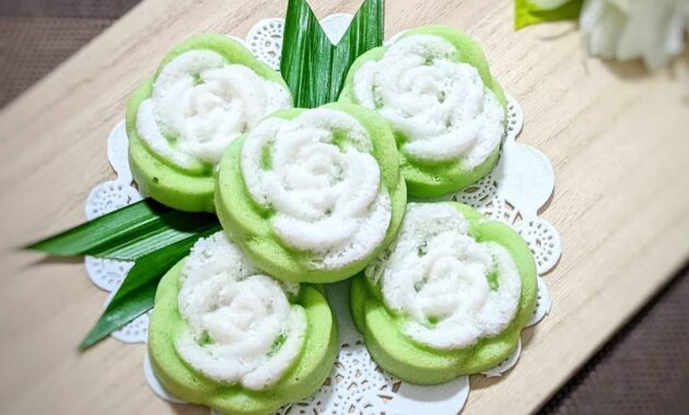 top 10+ rekomendasi jajanan dan kue khas negara indonesia, wisata kuliner yang unik dan menggoda