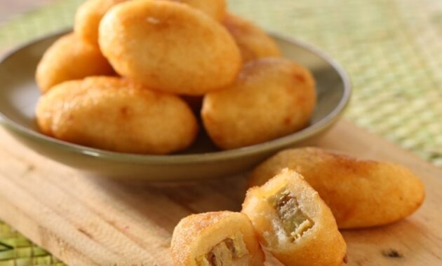 top 10+ rekomendasi makanan khas di daerah gorontalo yang enak dan maknyus ini siap menggetarkan lidah