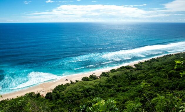 top 10+ rekomendasi pantai terbaik daerah uluwatu bak surga tersembunyi ini wajib untuk dikunjungi