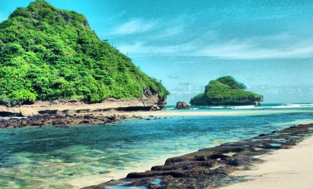 top 10+ rekomendasi pilihan pantai terdekat dari kota batu jawa timur ini tak kalah cantik dengan bali