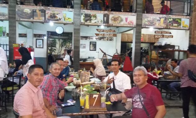 top 10+ rekomendasi pilihan tempat makan enak di daerah cimahi yang instagramable dan romantis
