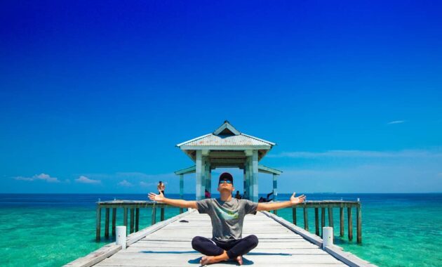 top 10+ rekomendasi pulau terindah di negara indonesia yang keindahannya bagaikan surga, wajib kalian kunjungi!