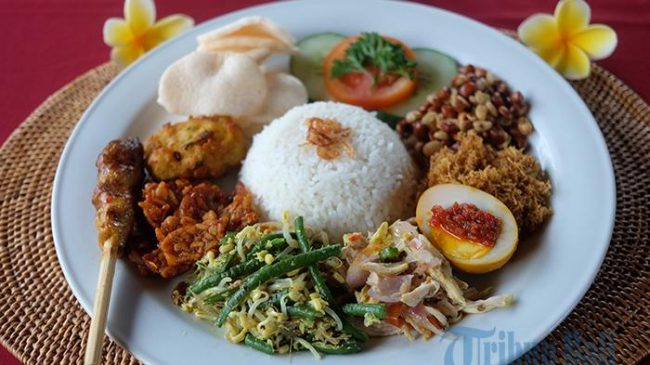 nasi campur di ubud, nasi campur enak di ubud, tempat nasi campur di ubud, warung nasi campur di ubud, top 10+ rekomendasi tempat makan nasi campur di ubud paling enak