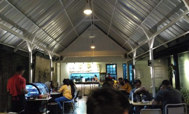 top 10+ rekomendasi tempat nongkrong di daerah bandung, coba mampir kesini saat jalan-jalan malam!