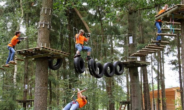 top 10+ rekomendasi tempat outbound terbaik di bogor yang bisa kamu jadikan lokasi liburan menyenangkan