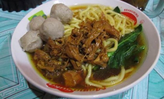 top 10+ rekomendasi warung mie ayam enak di semarang wajib dicoba, mana yang punya porsi jumbo?