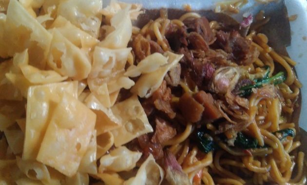 top 10+ rekomendasi warung mie ayam enak di semarang wajib dicoba, mana yang punya porsi jumbo?