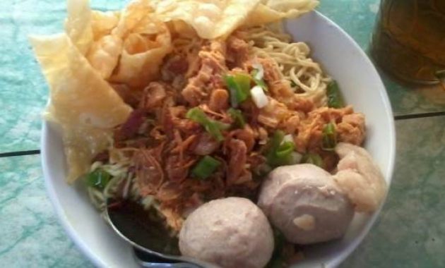 top 10+ rekomendasi warung mie ayam enak di semarang wajib dicoba, mana yang punya porsi jumbo?