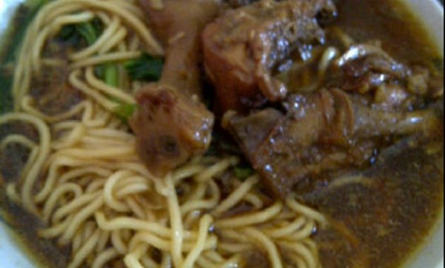 top 10+ rekomendasi warung mie ayam enak di semarang wajib dicoba, mana yang punya porsi jumbo?