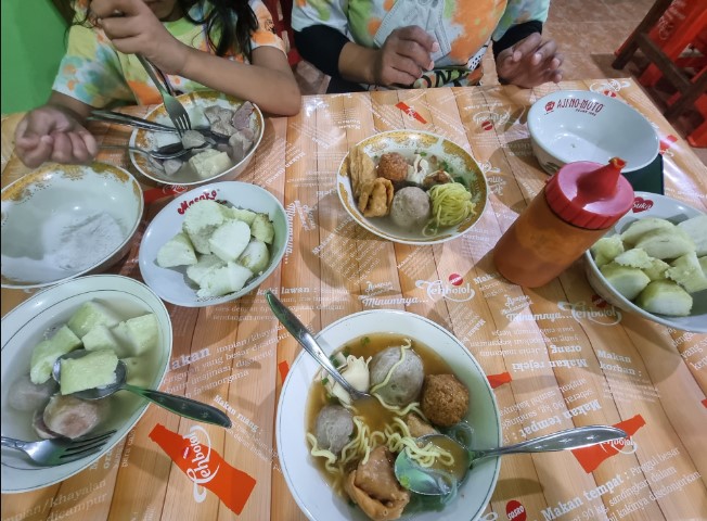 bakso di batu, bakso enak di batu, rumah makan bakso di batu, tempat makan bakso di batu, warung bakso di batu, top 10+ tempat makan bakso di batu paling enak & sudah legendaris!