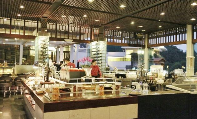 top 10+ tempat makan siang di bandung paling recommended, ini daftarnya!