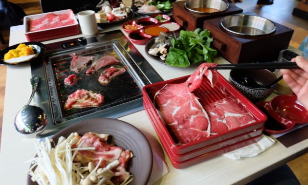 top 10+ tempat makan siang di bandung paling recommended, ini daftarnya!