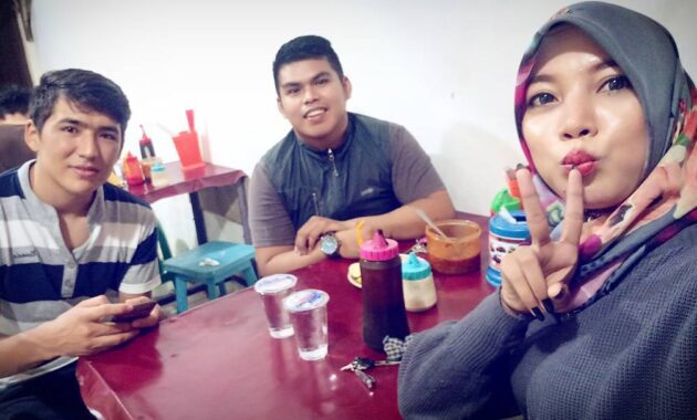 top 10+ tempat makan yang wajib kamu sambangi jika sedang kulineran di gianyar, ini rekomendasinya