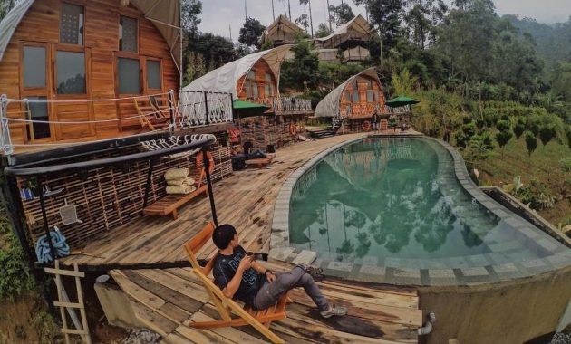 top 10+ villa dengan private pool di ciwidey dekat kawah putih penangkaran rusa, mulai dari rp450.000, 1. Bubu Jungle Resort, 2. Glamping Legok Kondang Lodge, 3. Patuha Resort, 4. Ciwidey Valley Resort, 5. Villa Cimanggu