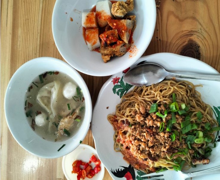 bakmi bangka di gading serpong, bakmie bangka di gading serpong, resto bakmi bangka di gading serpong, tempat makan bakmi bangka di gading serpong, warung bakmi bangka di gading serpong, warung bakmie bangka di gading serpong, top 10+ warung bakmi bangka di gading serpong terbaik paling enak!