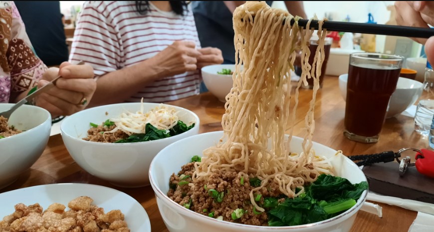 bakmi bangka di gading serpong, bakmie bangka di gading serpong, resto bakmi bangka di gading serpong, tempat makan bakmi bangka di gading serpong, warung bakmi bangka di gading serpong, warung bakmie bangka di gading serpong, top 10+ warung bakmi bangka di gading serpong terbaik paling enak!
