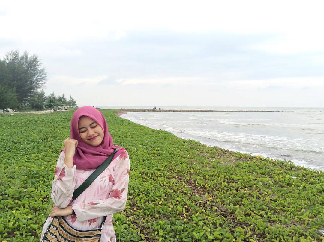 Top 11+ Pantai di Batang Hits & Instagramable yang Wajib Dikunjungi