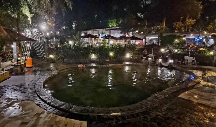 kolam renang air panas di bandung, pemandian air panas di bandung, top 11+ pemandian air panas di bandung terbaik untuk berendam!