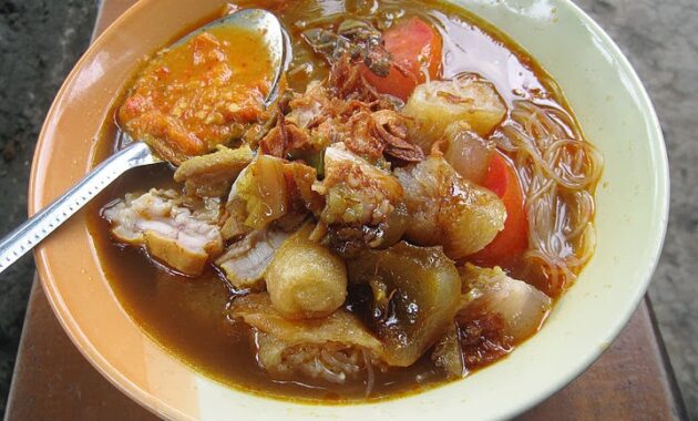 top 12+ makanan khas bogor dan spot terbaik untuk menikmatinya
