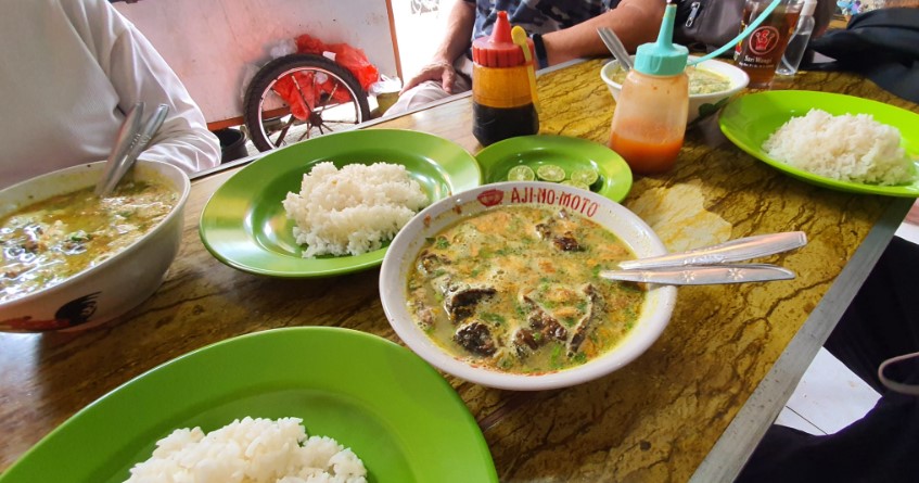 resto soto di bogor, restoran soto di bogor, soto di bogor, soto enak di bogor, soto mie di bogor, tempat makan soto di bogor, warung soto di bogor, top 12+ rekomendasi soto di bogor paling enak & legendaris, terbaik!