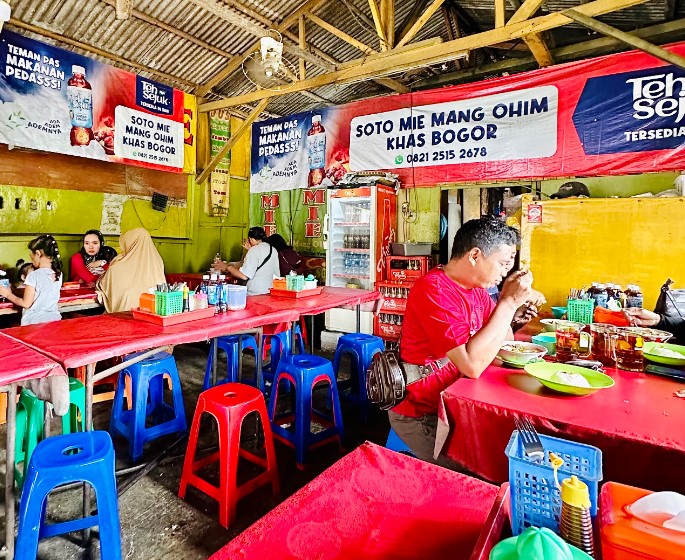 resto soto di bogor, restoran soto di bogor, soto di bogor, soto enak di bogor, soto mie di bogor, tempat makan soto di bogor, warung soto di bogor, top 12+ rekomendasi soto di bogor paling enak & legendaris, terbaik!