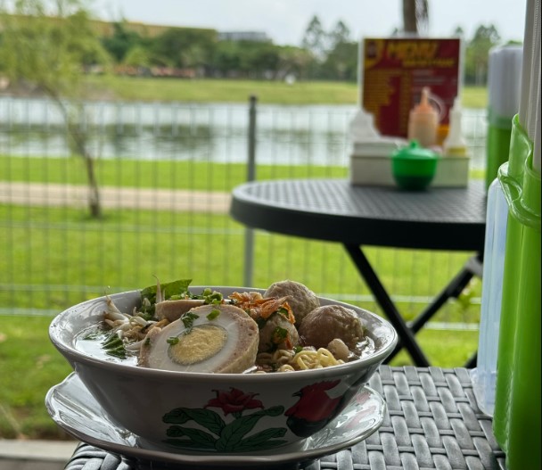 bakso enak di bsd, kedai bakso enak di bsd, mie ayam enak di bsd, outlet bakso enak di bsd, outlet mie ayam enak di bsd, rekomendasi bakso enak di bsd, tempat makan bakso enak di bsd, tempat makan mie ayam enak di bsd, warung bakso enak di bsd, warung mie ayam enak di bsd, top 12+ tempat makan bakso enak di bsd, warung bakso mie ayam legend