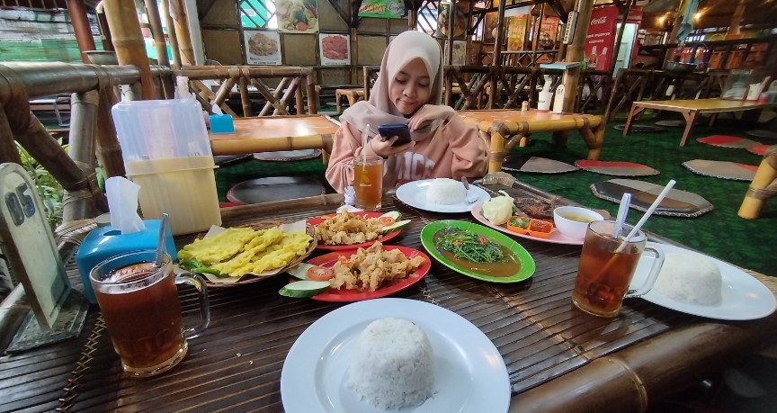 cafe di purworejo, kuliner di purworejo, resto di purworejo, restoran di purworejo, tempat makan di purworejo, tempat makan enak di purworejo, tempat wisata kuliner di purworejo, wisata kuliner di purworejo, top 12+ tempat makan enak di purworejo, restoran & cafe paling terkenal