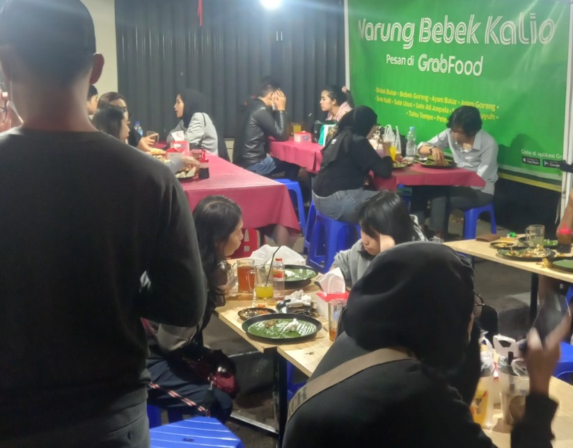 bebek di bandung, bebek enak di bandung, outlet bebek di bandung, resto bebek di bandung, rumah makan bebek di bandung, tempat makan bebek di bandung, tempat makan bebek enak di bandung, tempat makan bebek terbaik di bandung, warung bebek di bandung, top 13+ tempat makan bebek di bandung paling enak & legendaris!