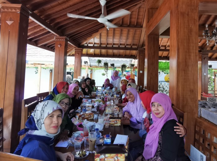 cafe di rembang, resto di rembang, restoran, tempat kuliner di rembang, tempat makan di rembang, tempat makan enak di rembang, top 13+ tempat makan enak di rembang paling populer, bikin nagih!