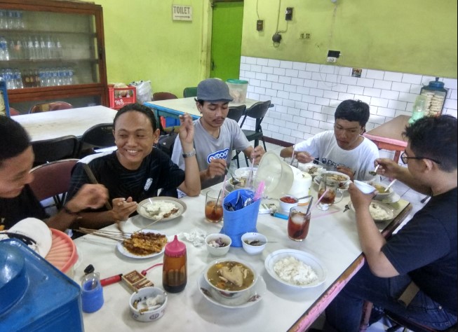 makan sate ayam di semarang, sate ayam di semarang, sate ayam enak di semarang, tempat makan sate ayam di semarang, warung sate ayam di semarang, top 13+ warung sate ayam enak di semarang paling terkenal & legend