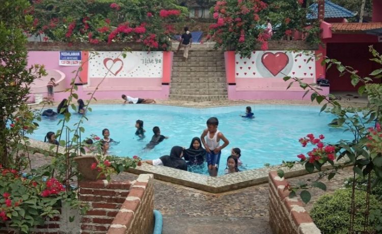 kolam renang di banjarnegara, waterboom di banjarnegara, waterpark di banjarnegara, wisata di banjarnegara, wisata kolam renang di banjarnegara, top 14+ kolam renang di banjarnegara terbesar & terbaik yang wajib dikunjungi